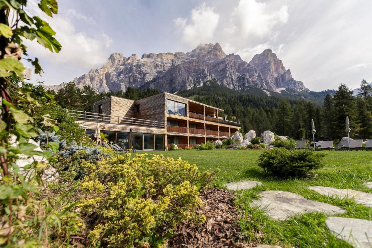 Hotel Gran Paradiso San Cassiano  Esterno foto