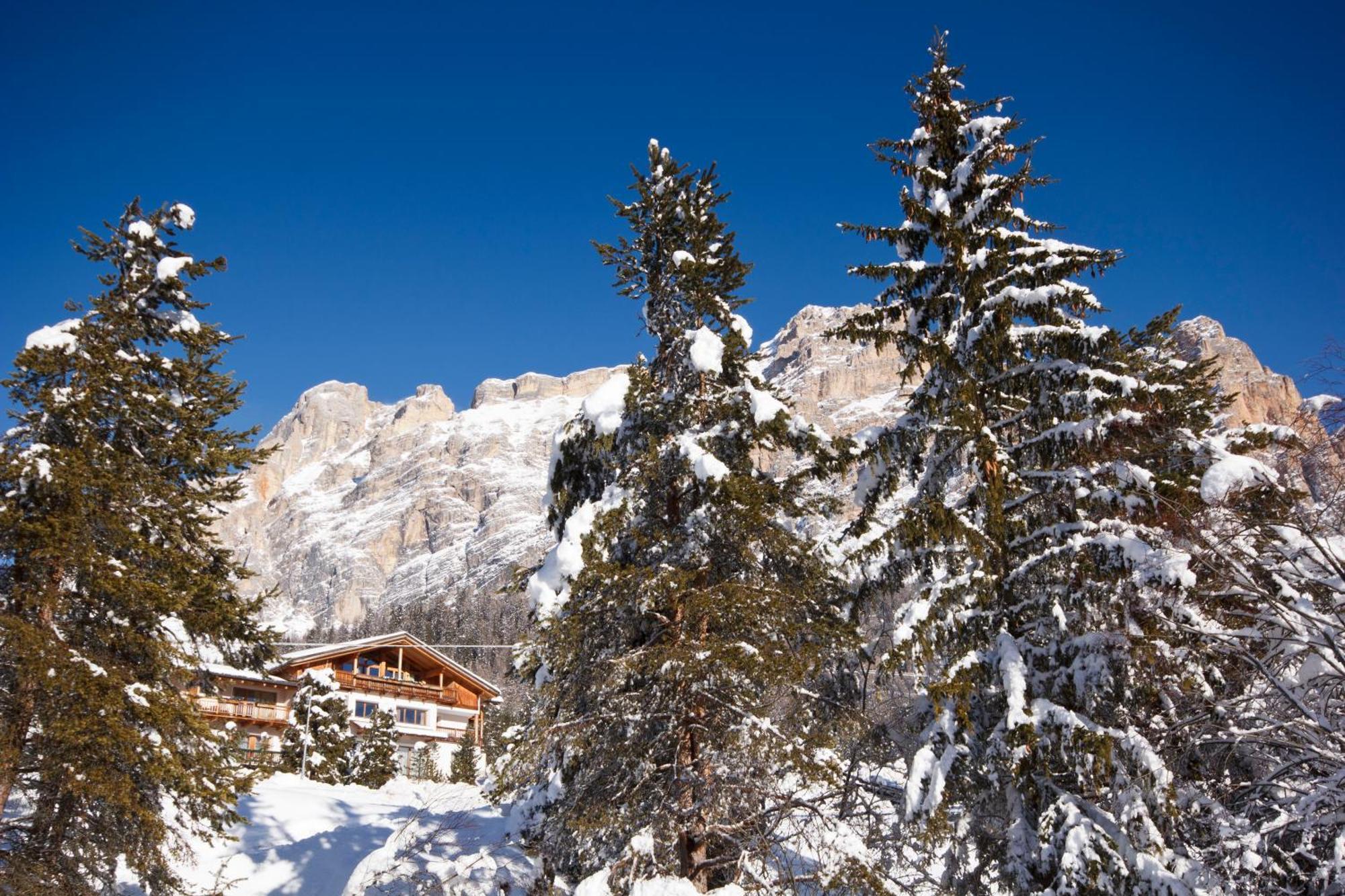 Hotel Gran Paradiso San Cassiano  Esterno foto